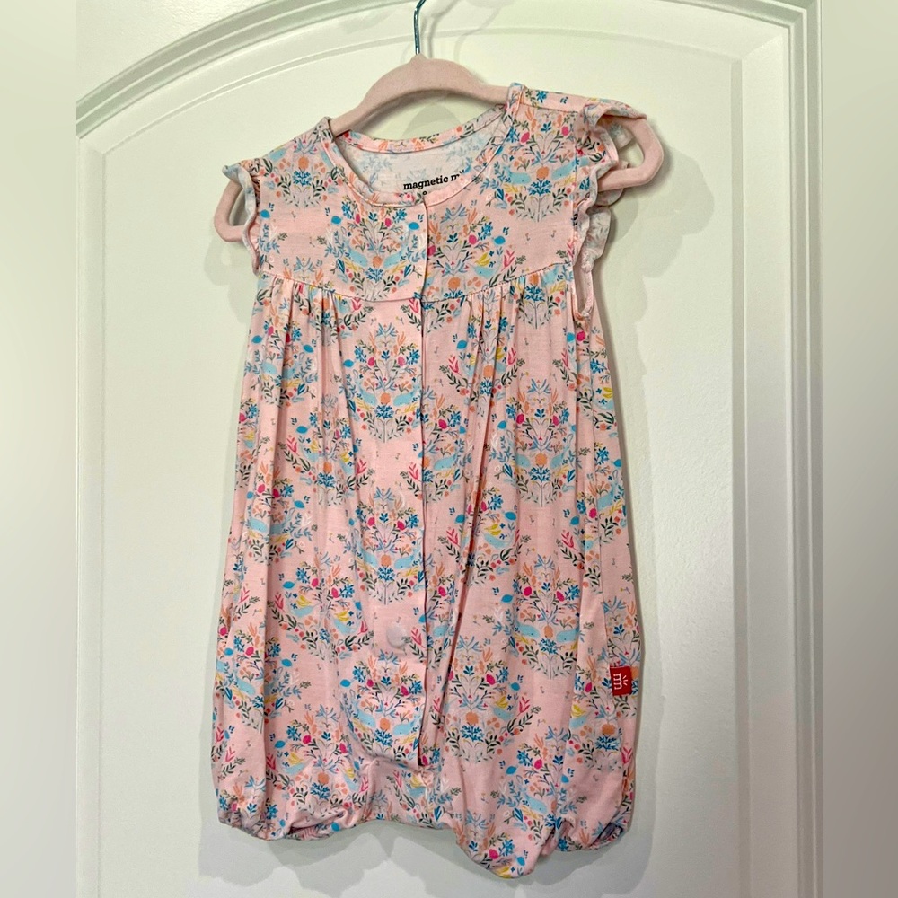 Magnetic Me—Modal Romper—6-9 months—floral whales—VGUC